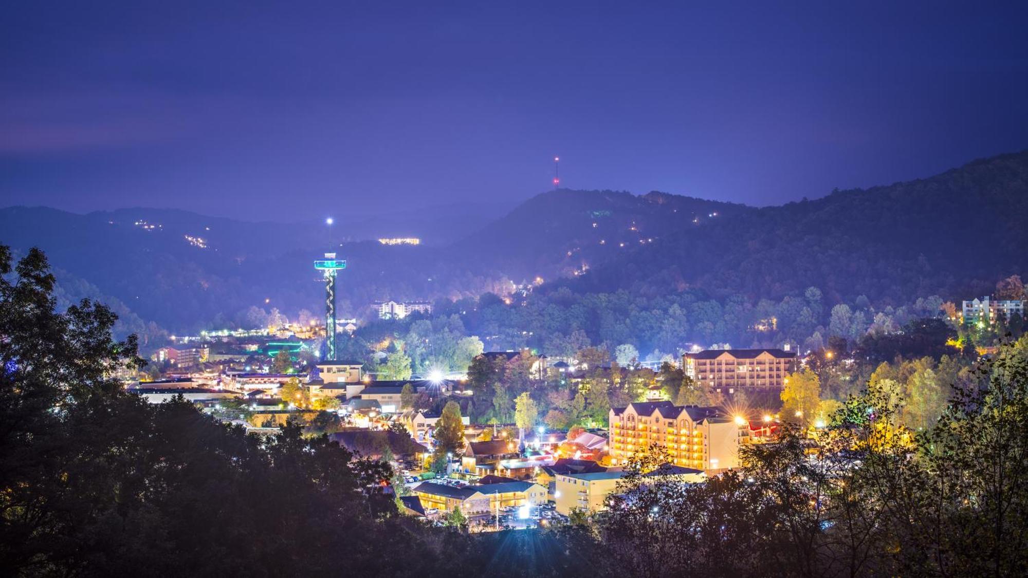 A Stones Throw, You Get 1089 Free Attraction Tickets Per Paid Day, Dollywood And Much More! Піджен-Фордж Екстер'єр фото